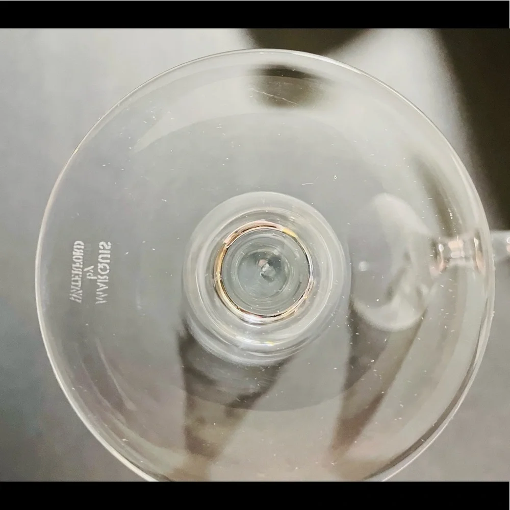 Waterford Chrystal champagne glasses. - Picture 2 of 7